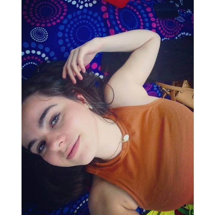 Foto de perfil de Raquel no Facebook em 2016